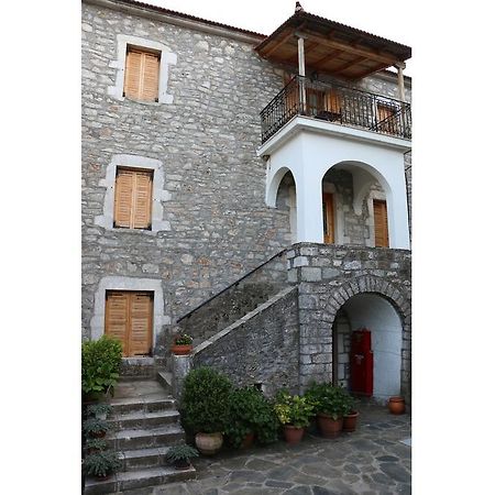 Maleatis Apollo Guesthouse กอสมาส ภายนอก รูปภาพ