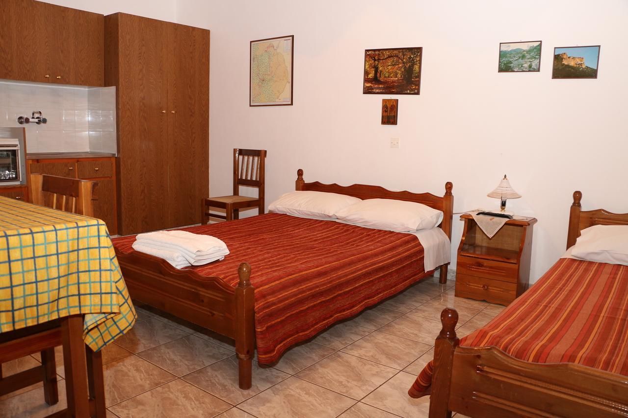 Maleatis Apollo Guesthouse กอสมาส ห้อง รูปภาพ